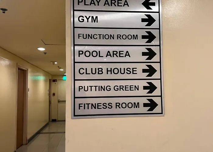 Aparthotel Robinson's Place Residences, Manila