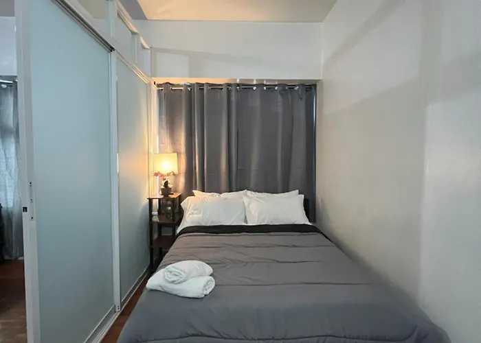 Aparthotel Robinson's Place Residences,